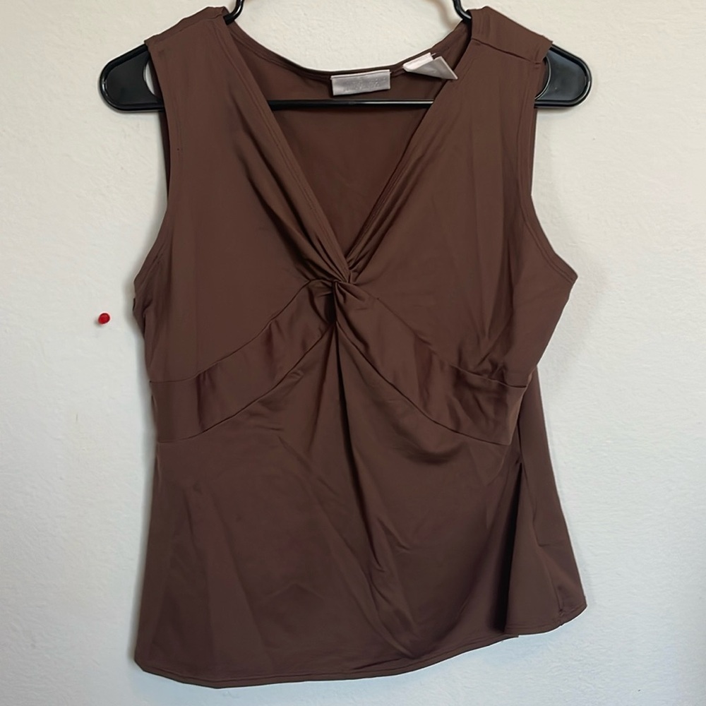 Brown Tank Top 🤎